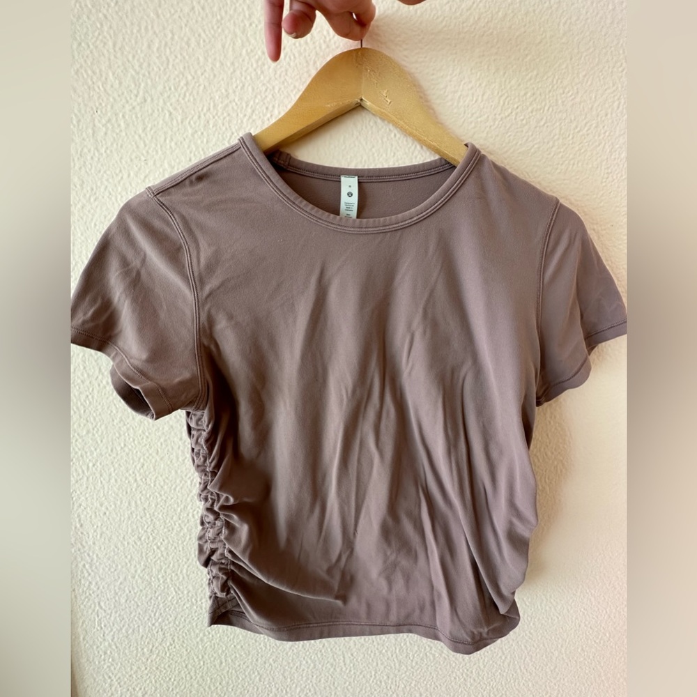All It Takes Nulu Short-Sleeve Lululemon T-Shirt size 8 - TWRS, cared condition